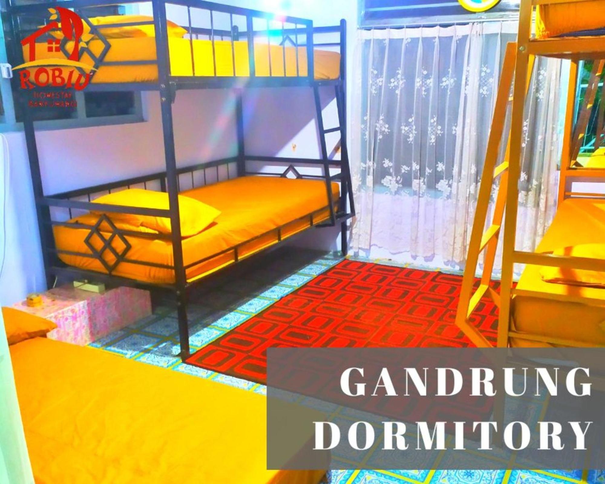 Robiu Homestay Banyuwangi  Zewnętrze zdjęcie
