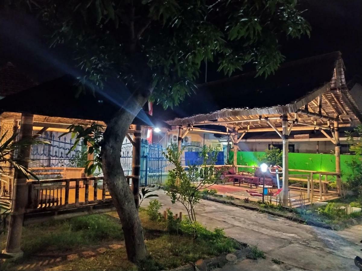 Robiu Homestay Banyuwangi  Zewnętrze zdjęcie